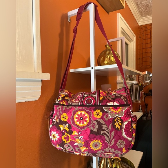 EUC Vera Bradley Messenger Bag & ID holder Set (Carnaby Retired Pattern) - Picture 15 of 15